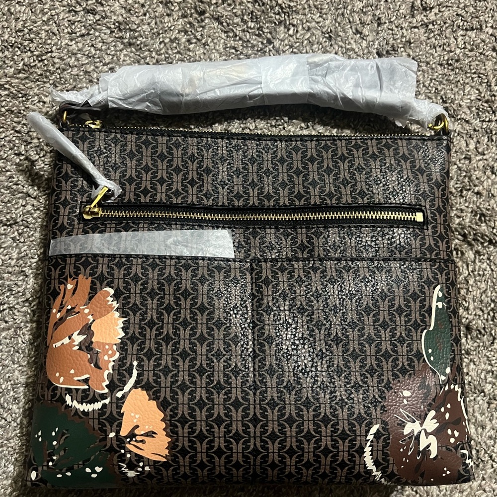 Fossil purse